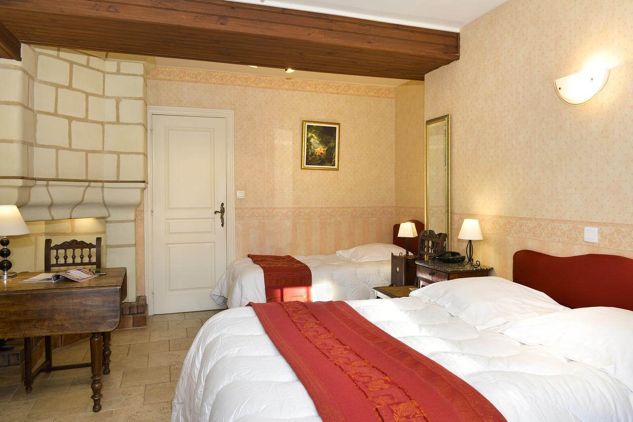 Logis Manoir De La Giraudiere Beaumont-en-Veron ภายนอก รูปภาพ